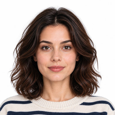 The finished 2 x 2 inch passport photo on a white background